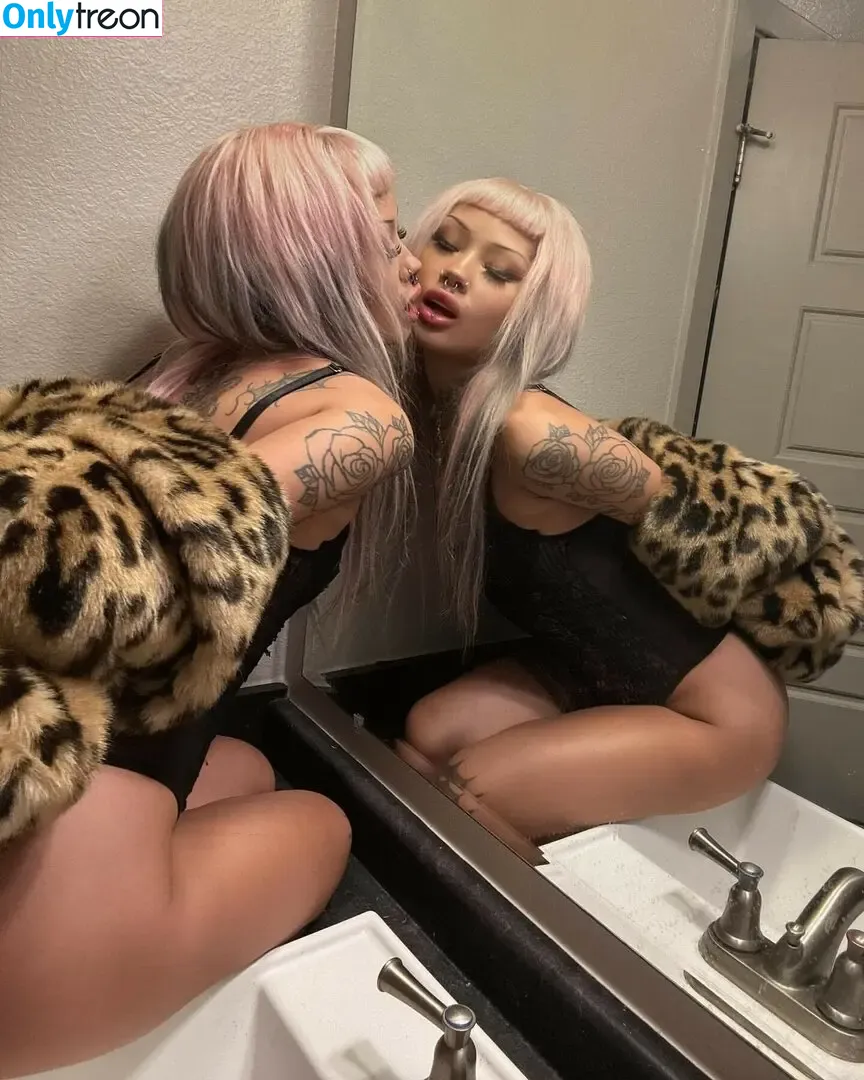Princessbri nude photo #0115 (Alexis Munroe / alexismunroe / princess-bri)