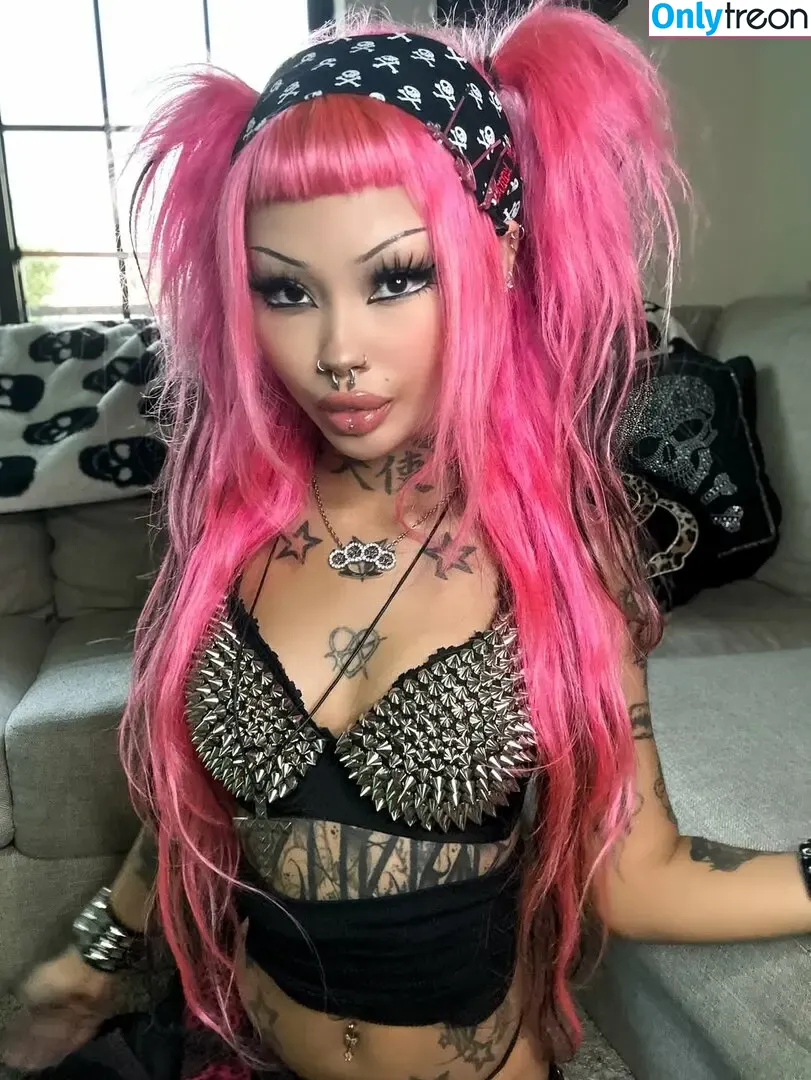 Princessbri nude photo #0145 (Alexis Munroe / alexismunroe / princess-bri)