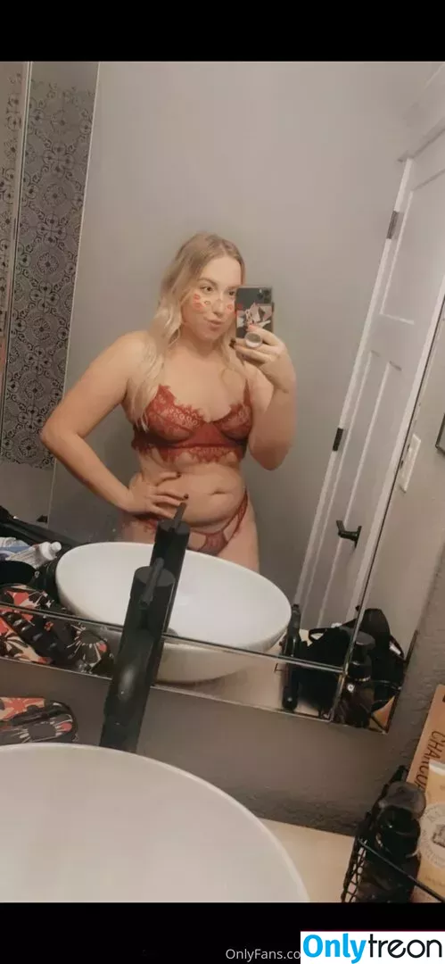 princessbrooke1996 nude photo #0020 (princessbrooke96)