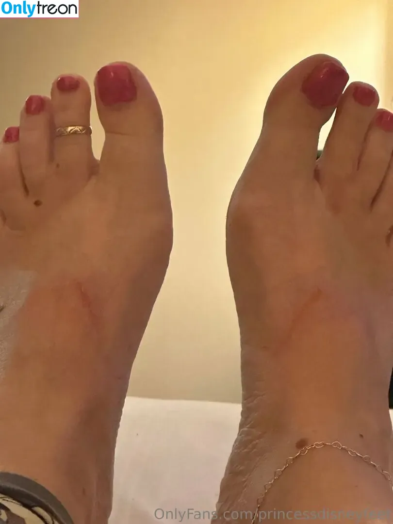 princessdisneyfeet nude photo #0024 (princessdisneyfeet)