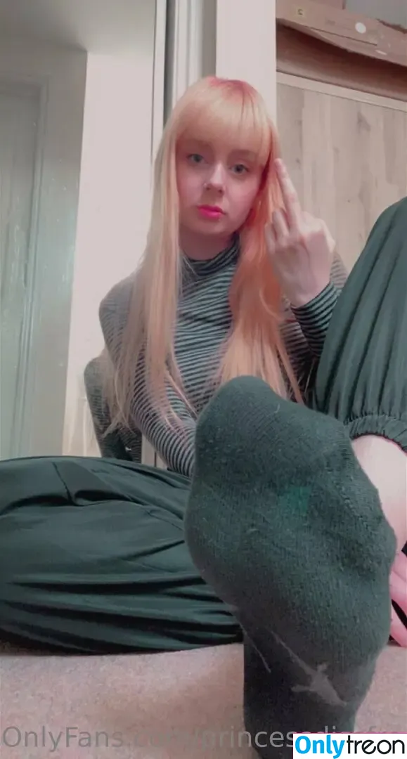 princessdissfree nude photo #0013 (princessdissfree)