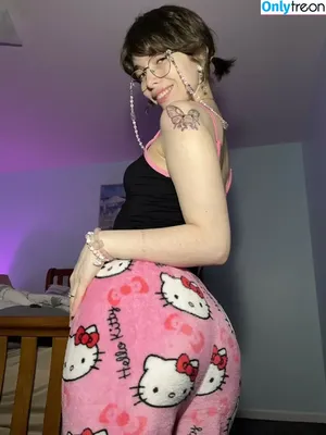 Princessemmagrace / emmamurabito / mightytinyginger nude photo #0001