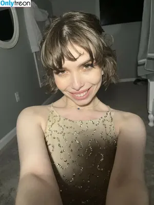 Princessemmagrace / emmamurabito / mightytinyginger nude photo #0076