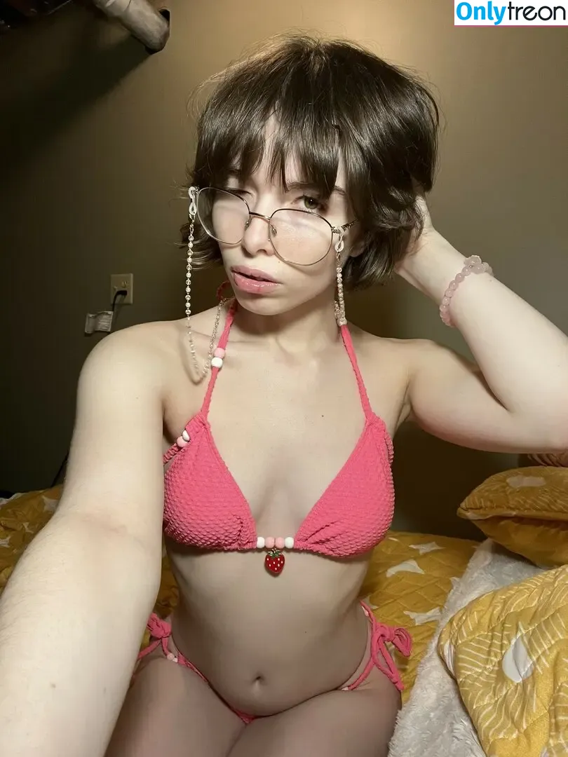 Princessemmagrace nude photo #0019 (emmamurabito / mightytinyginger)