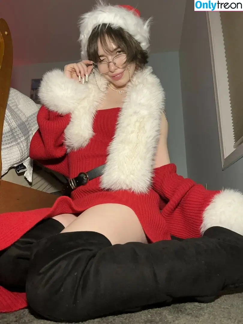 Princessemmagrace nude photo #0043 (emmamurabito / mightytinyginger)