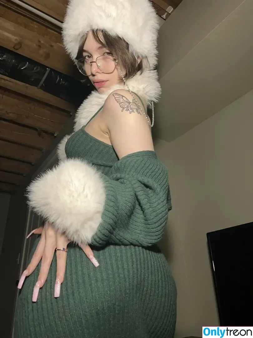Princessemmagrace nude photo #0048 (emmamurabito / mightytinyginger)