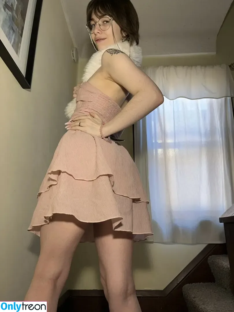 Princessemmagrace nude photo #0061 (emmamurabito / mightytinyginger)