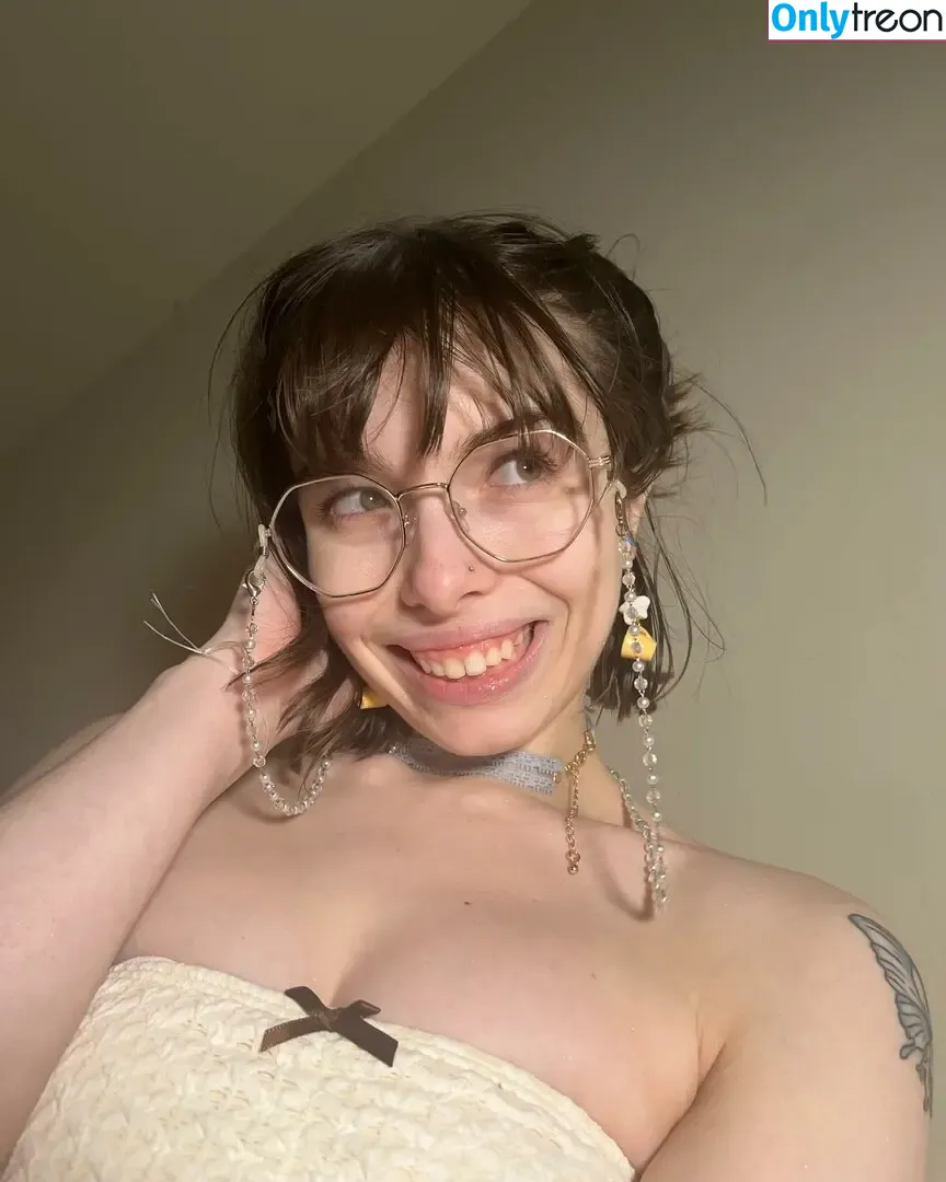 Princessemmagrace nude photo #0470 (emmamurabito / mightytinyginger)