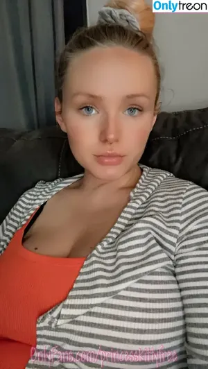 princesskittyfree / princxsskitty фото голая #0153