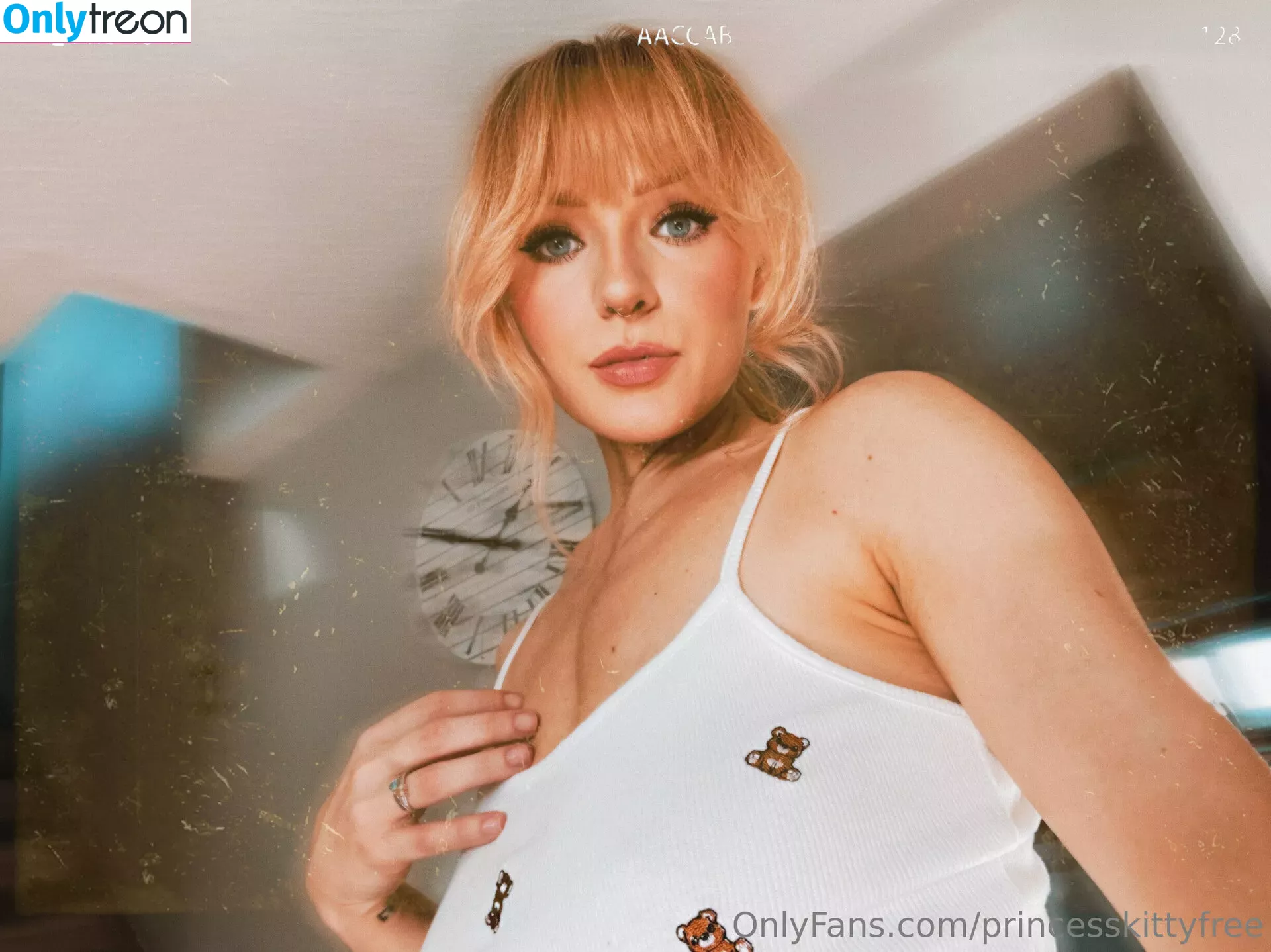 princesskittyfree nude photo #0122 (princxsskitty)