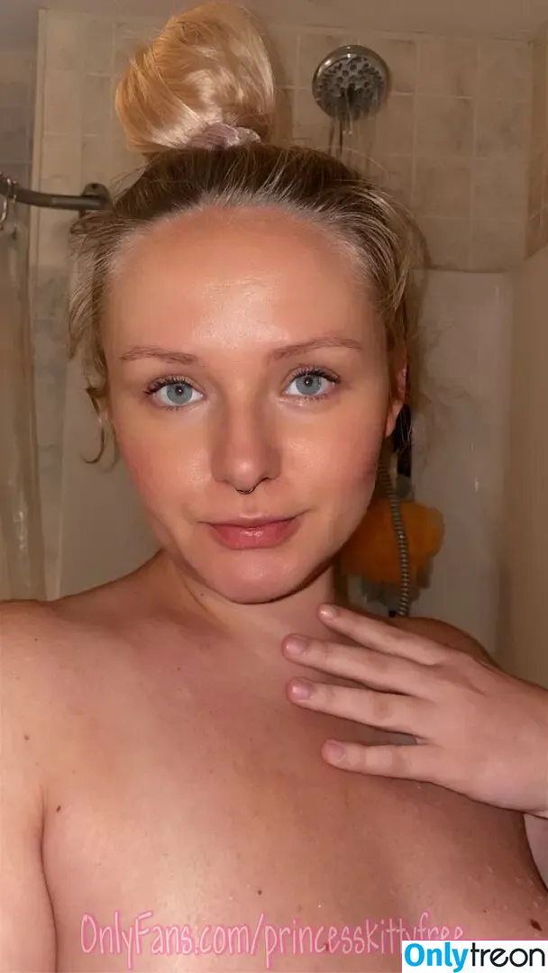 princesskittyfree nude photo #0165 (princxsskitty)