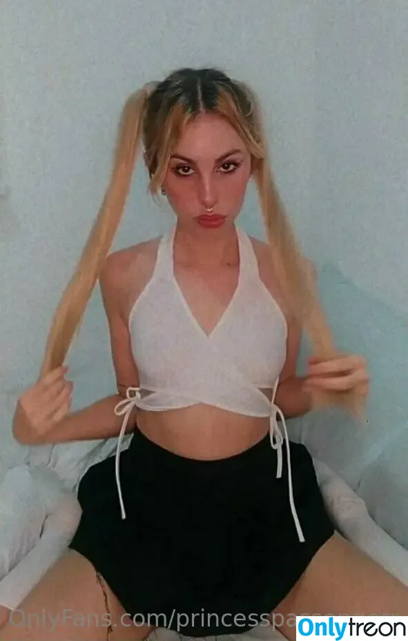 princesspassengerr голая photo #0012 (princesspassengerr)