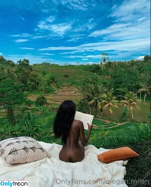  nude photo #0005