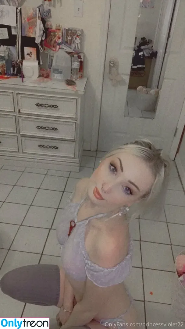princessviolet22 nude photo #0042 (princessviolet22.0)