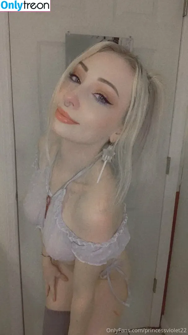 princessviolet22 nude photo #0044 (princessviolet22.0)
