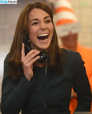 PrincessWales / Catherine / Kate Middleton / _kate_middleton_royal nude photo #0016