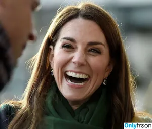 PrincessWales / Catherine / Kate Middleton / _kate_middleton_royal nude photo #0024