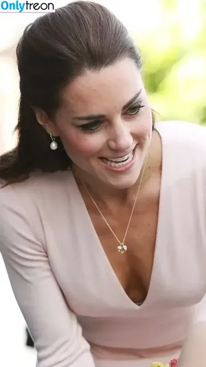 PrincessWales / Catherine / Kate Middleton / _kate_middleton_royal nude photo #0053