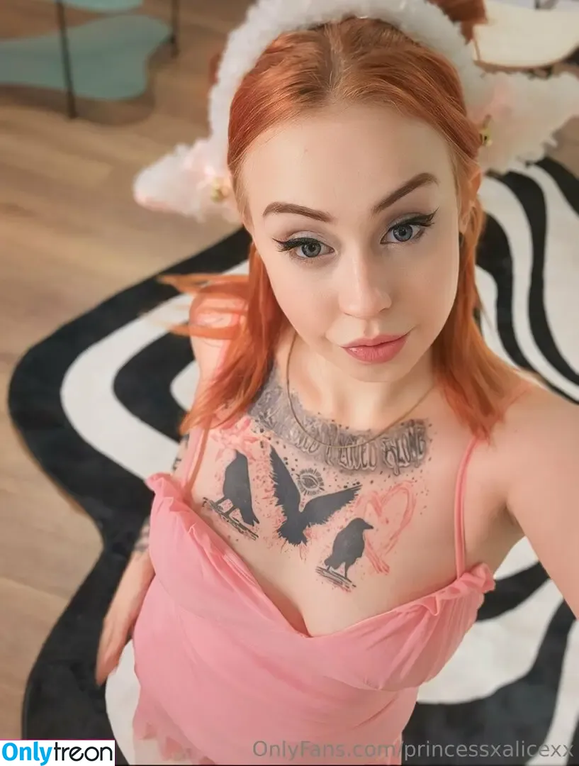 princessxalicexx nude photo #0026 (alicevictoria50)
