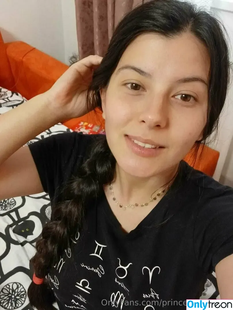 princesszenaxxx голая photo #0107 (princesszeegirl)