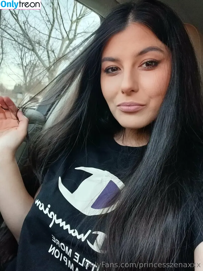 princesszenaxxx nude photo #0122 (princesszeegirl)