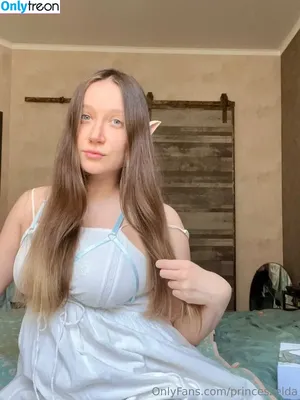 princeszelda / princesszeldaslays nude photo #0031