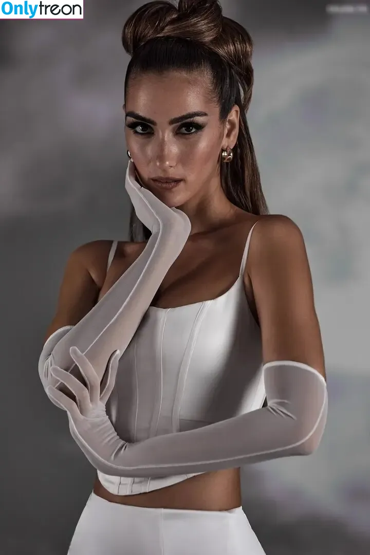 Priscilla Ricart голая photo #2052 (priricart)