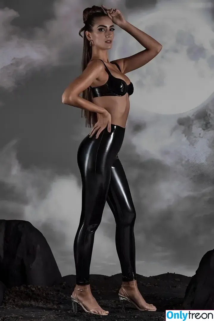 Priscilla Ricart голая photo #2067 (priricart)