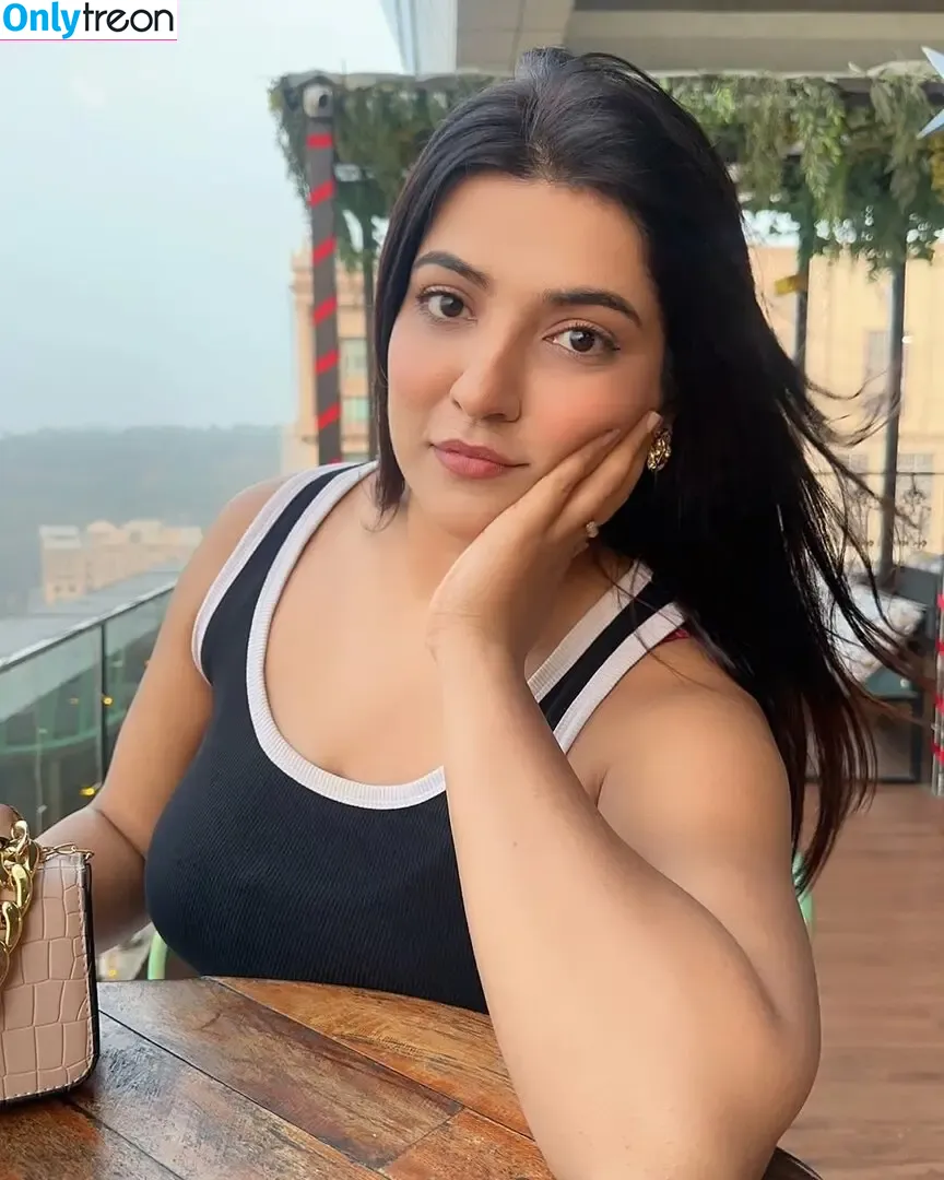 Priya Singh nude photo #0112 (PriyaBabyXX / PriyaSinghXXX / priyasingh_official)