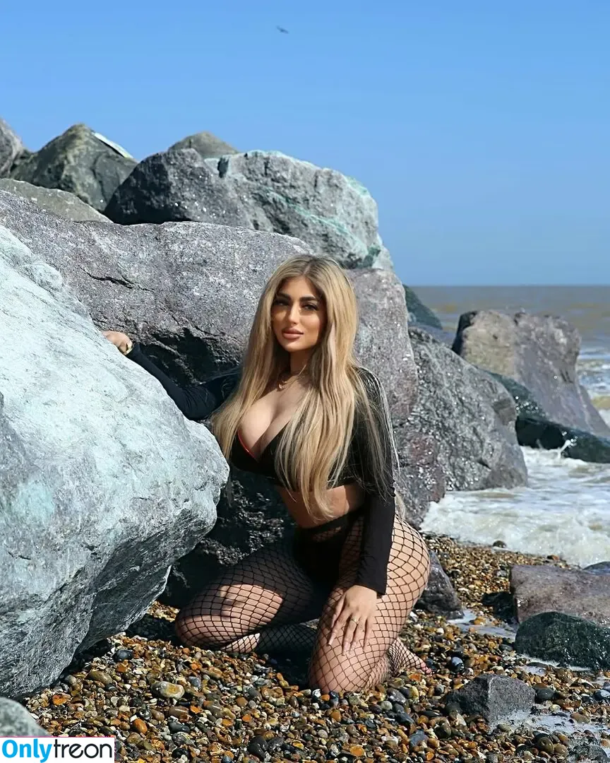 Priya Yasmin X nude photo #0087 (Priyayasminx / priya.yasmin / priya.yasminx / priyapriyabegum)