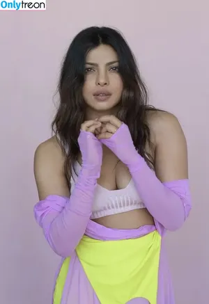 Priyanka Chopra / officialsherlynchopra / priyankachopra фото голая #0120