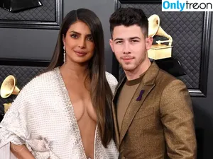 Priyanka Chopra / priyankachopra фото голая #0177