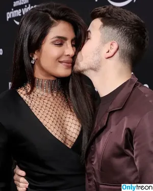 Priyanka Chopra / priyankachopra фото голая #0189
