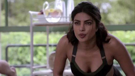 Priyanka Chopra / officialsherlynchopra / priyankachopra фото голая #0029