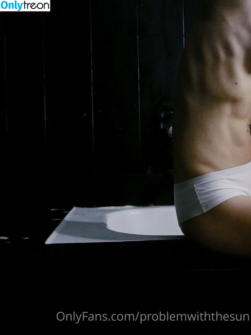 problemwiththesun nude photo #0007 (PEOPLEFROMTHELITTLETOWN / problem_with_the_sun / sun_problem)