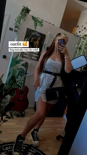 Proxyfox / Amaliuz nude photo #0028