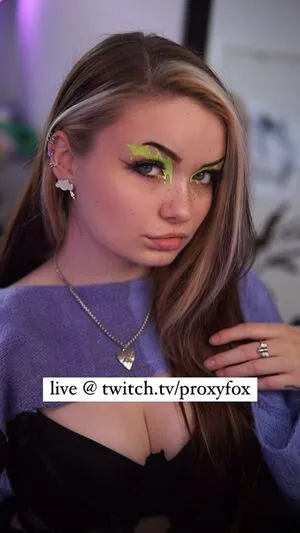 Proxyfox / Amaliuz nude photo #0050