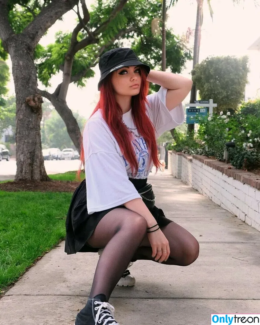 Proxyfox голая photo #0079 (Amaliuz)
