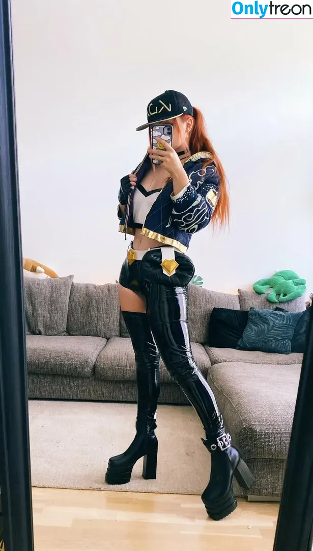 Proxyfox nude photo #0157 (Amaliuz)