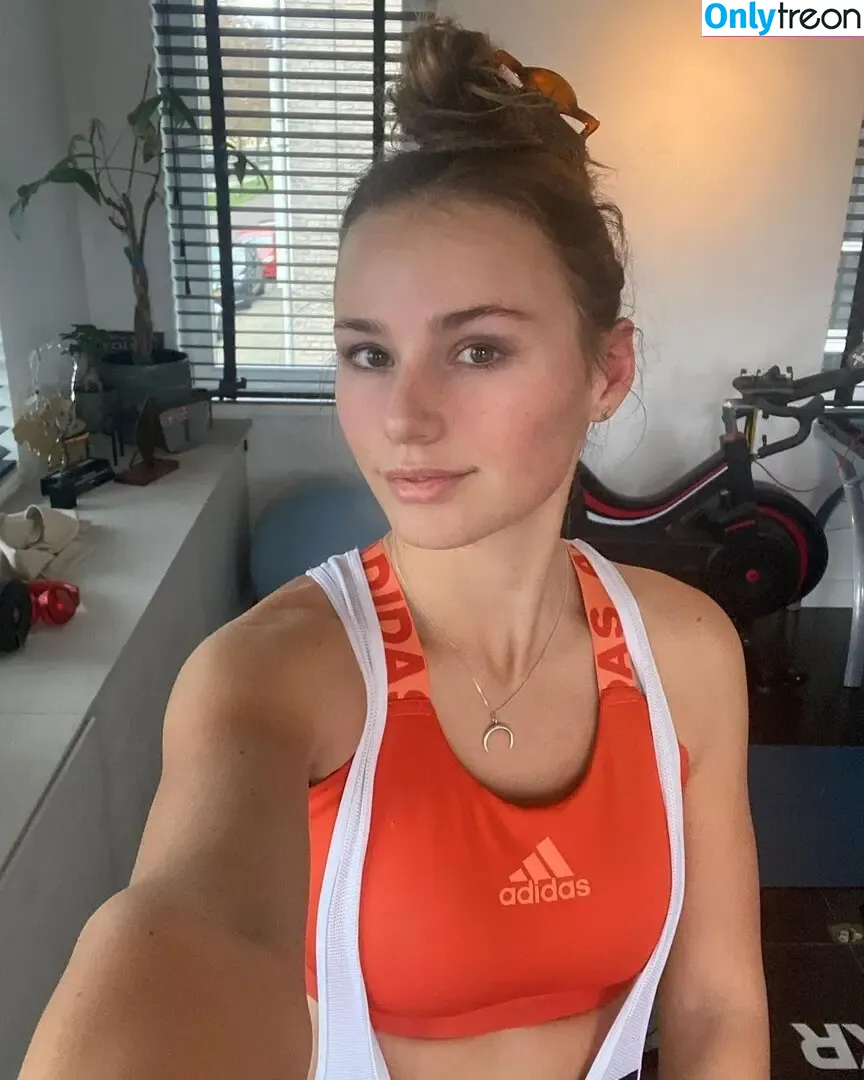 Puck Moonen nude photo #0038 (puckmoonen)