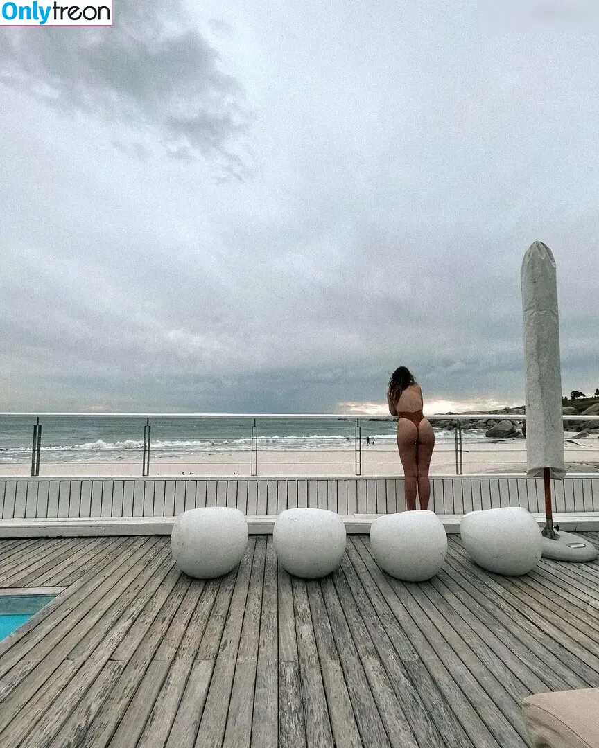 Puck Moonen nude photo #0050 (puckmoonen)