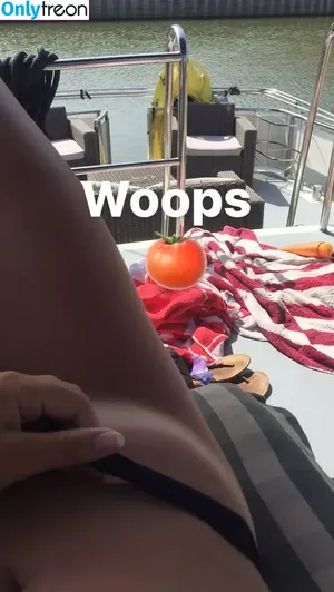 Puckmoonen / Puck Moonen nude photo #0178