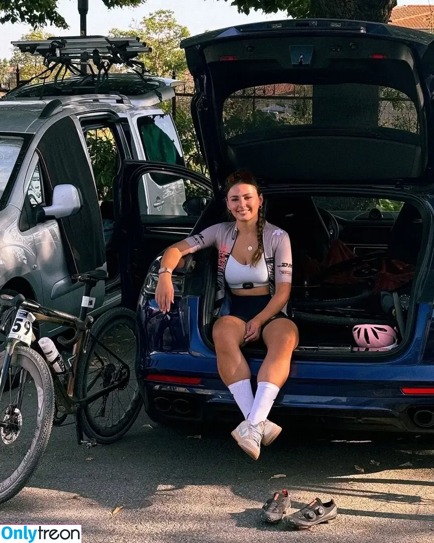 Puckmoonen nude photo #0046 (Puck Moonen)