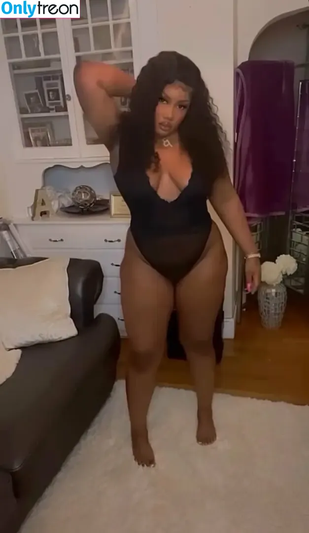 Punkythesinger nude photo #0021 (punkyxshydemon)