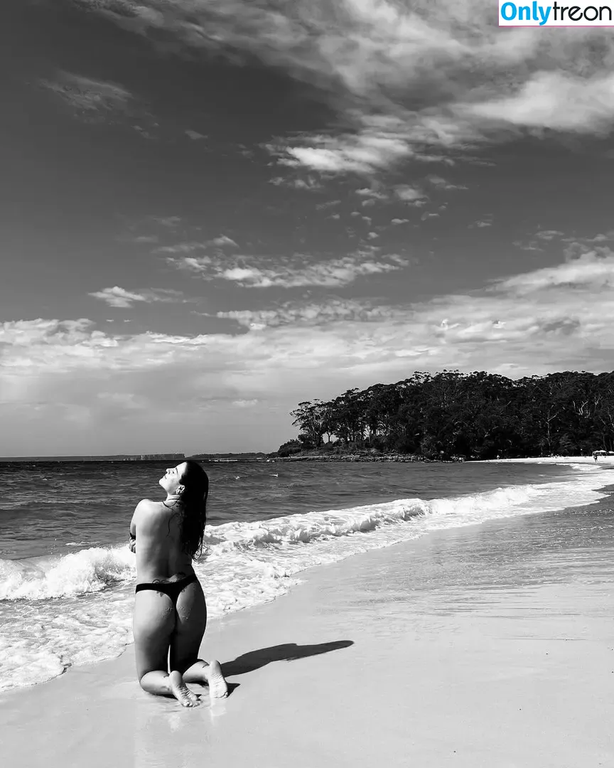 Pupinamente nude photo #0015 (Pupinamente)