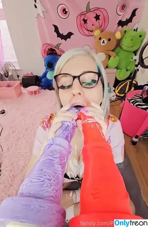  nude photo #0007