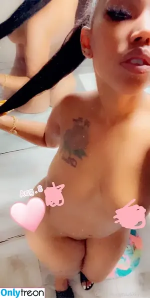  nude photo #0007