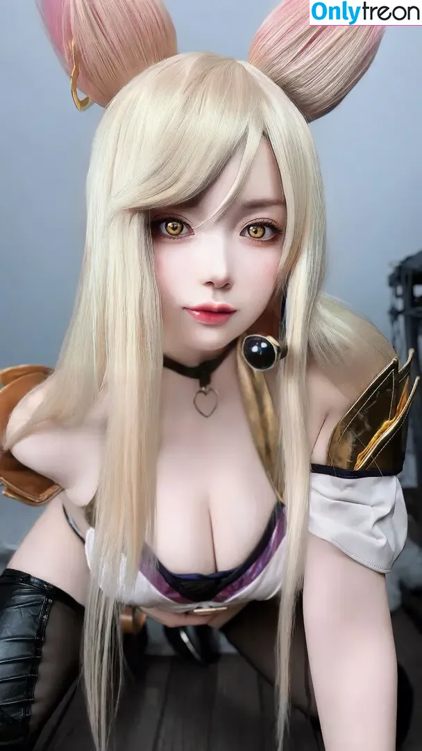 Puutin_cos nude photo #0050 (puputar)