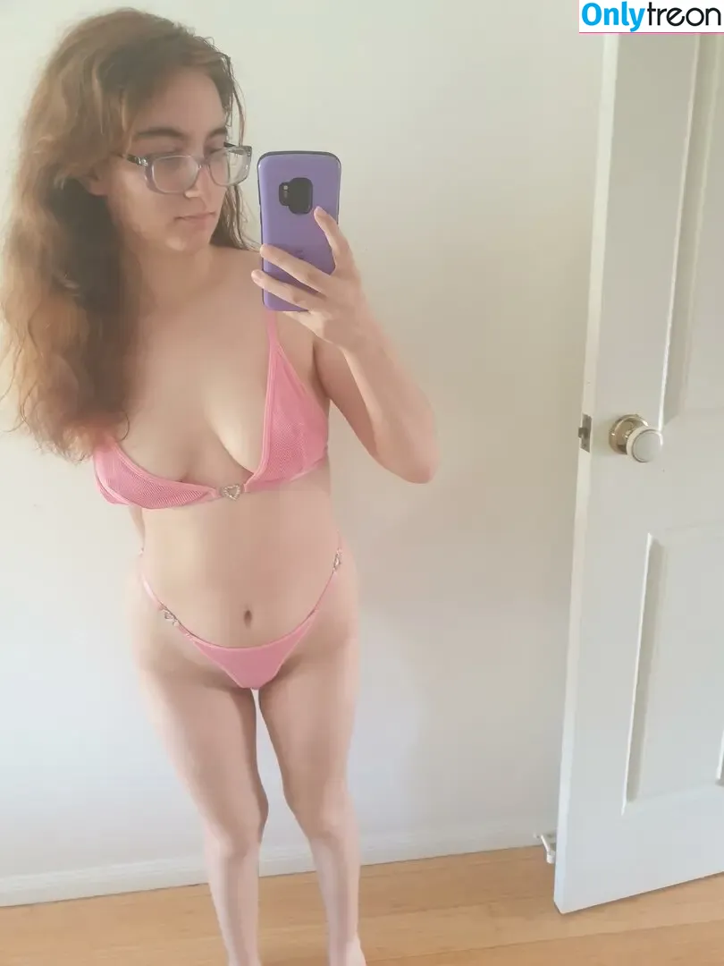pwincessesi голая photo #0004 (littledemom69 / pwincessss)