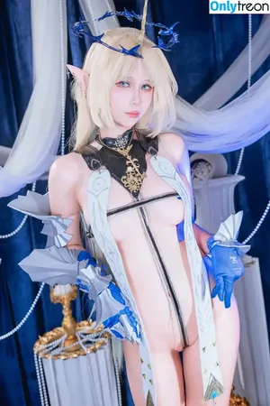 Pyon Lay / pyon.cos / pyoncos / pyonlay nude photo #0229